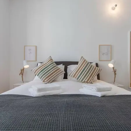 Lovelystay - Wide & Bright 4 Families Lisboa