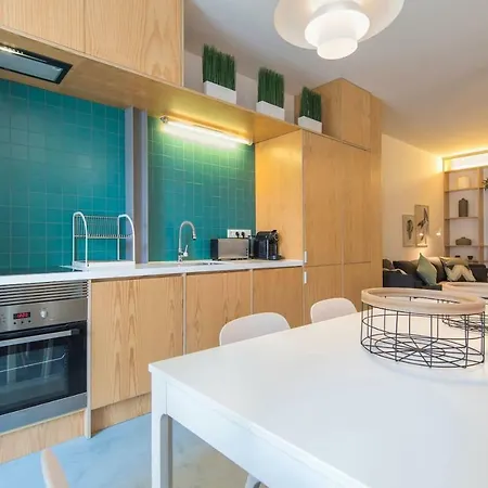 Apartment Wide & Bright 4 Families By Lovelystay Lisbon