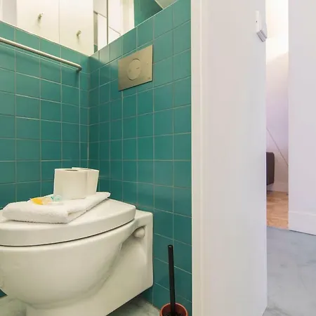 Lovelystay - Wide & Bright 4 Families Appartement *