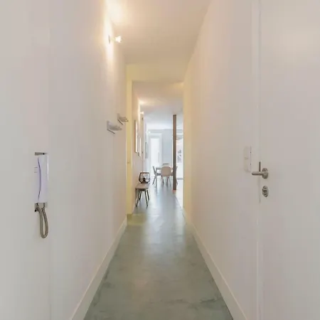 Lovelystay - Wide & Bright 4 Families Apartamento