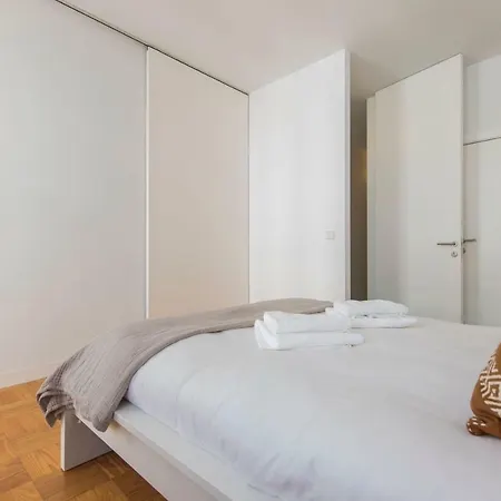 Appartamento Wide & Bright 4 Families By Lovelystay Lisbona