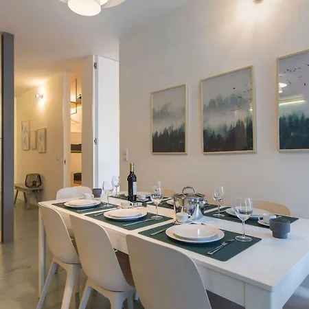Wide & Bright 4 Families By Lovelystay