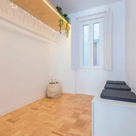 Wide & Bright 4 Families By Lovelystay