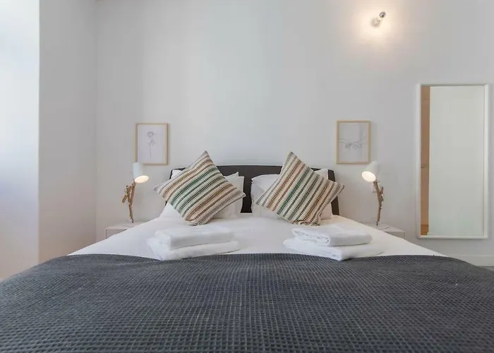 Lovelystay - Wide & Bright 4 Families Lisboa