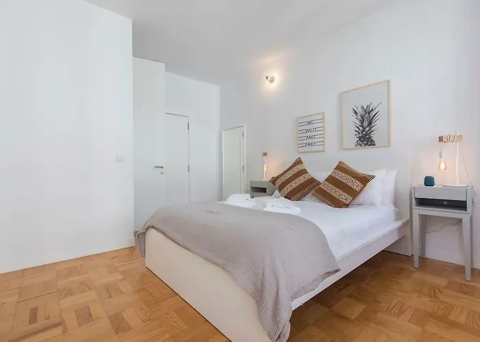 Lovelystay - Wide & Bright 4 Families Lisboa