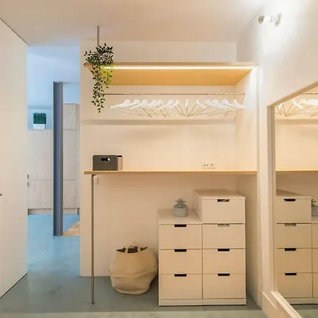 Lovelystay - Wide & Bright 4 Families Apartamento