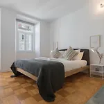 Lovelystay - Wide & Bright 4 Families 公寓 *