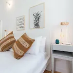 Lovelystay - Wide & Bright 4 Families